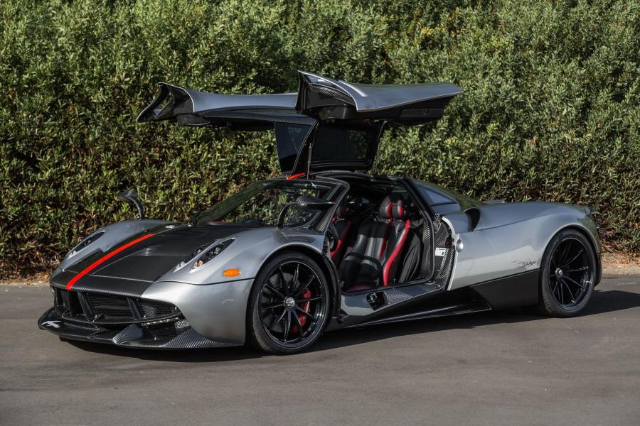  Pagani Huayra Pacchetto Tempesta Americano (76101) 2017 года  (NA) (фото 1 из 1)